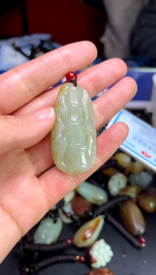 【闪购商品】和田玉颈饰未镶嵌123