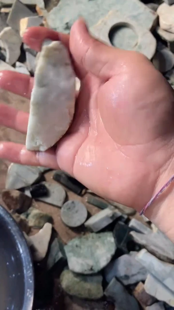 配石翡翠翡翠边角料未加工76