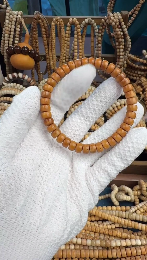 菩提根/象牙果手串龙脊单圈颗颗带月药片8*5