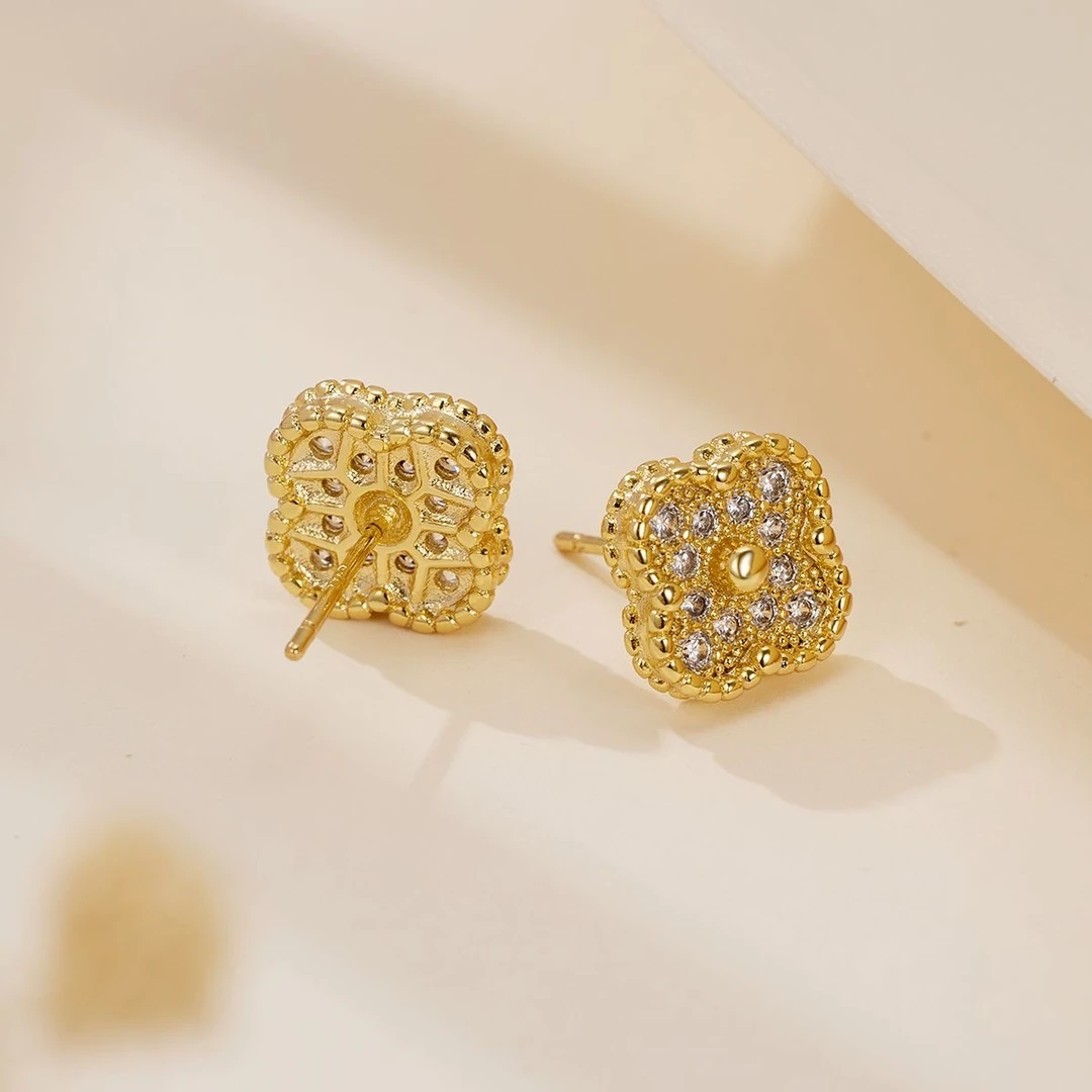 合金耳饰 耳钉小众欧美风女镶嵌素款金色优雅粉红小香风经典