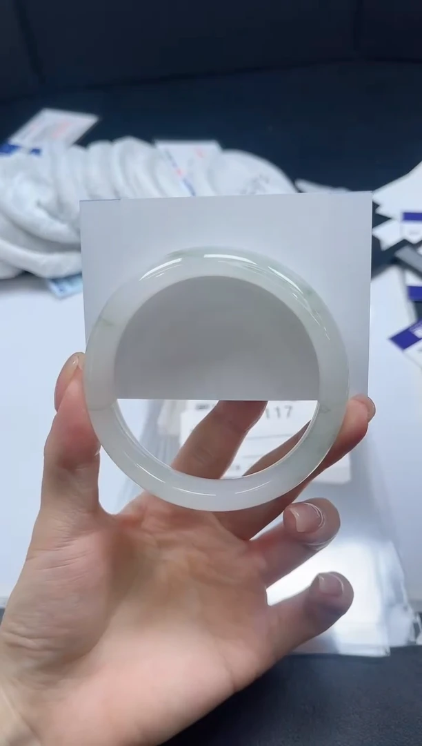 未镶嵌手镯石英质玉0117-6061