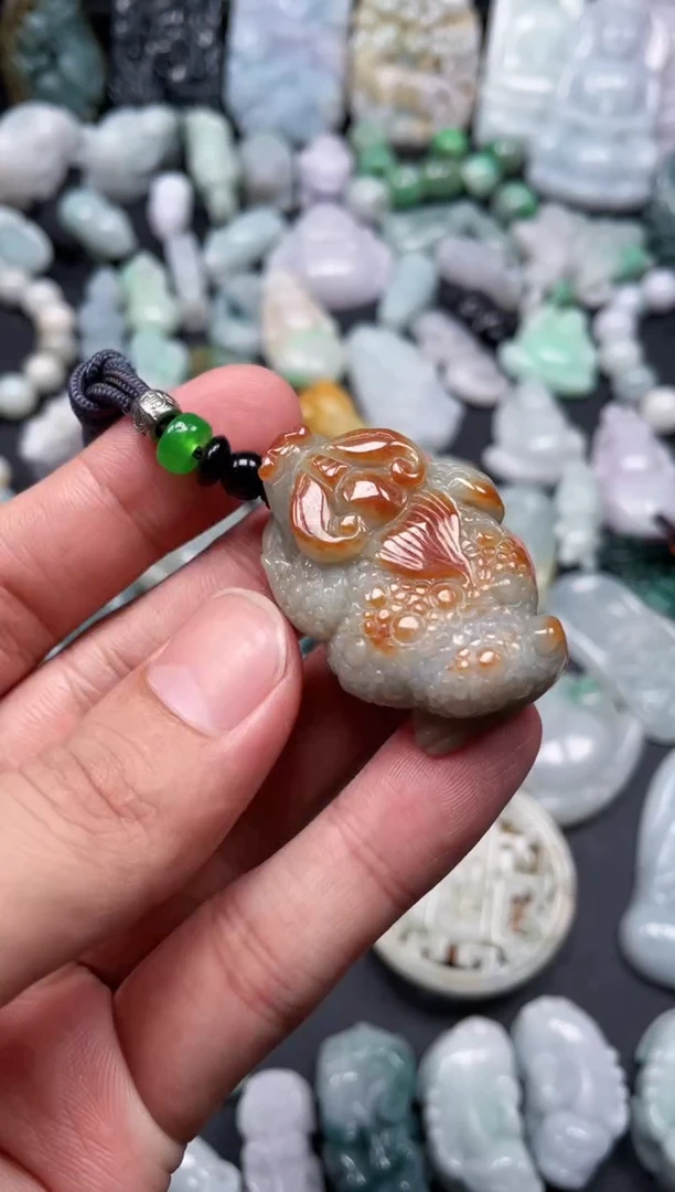 翡翠未镶嵌颈饰天然翡翠a货