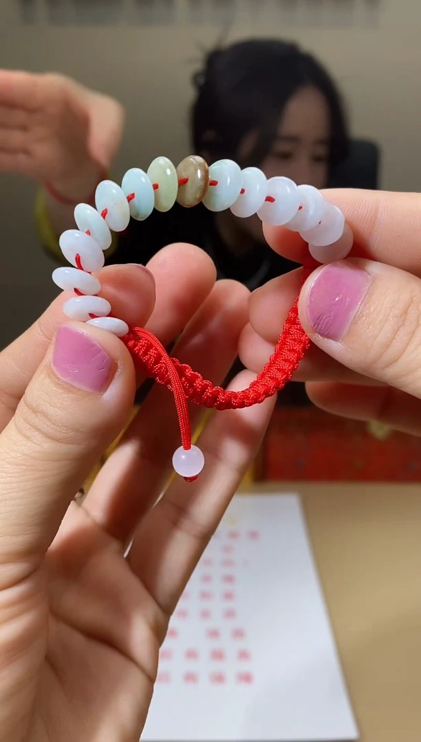 【闪购商品】翡翠手绳未镶嵌天然A货翡翠（多样性发货）