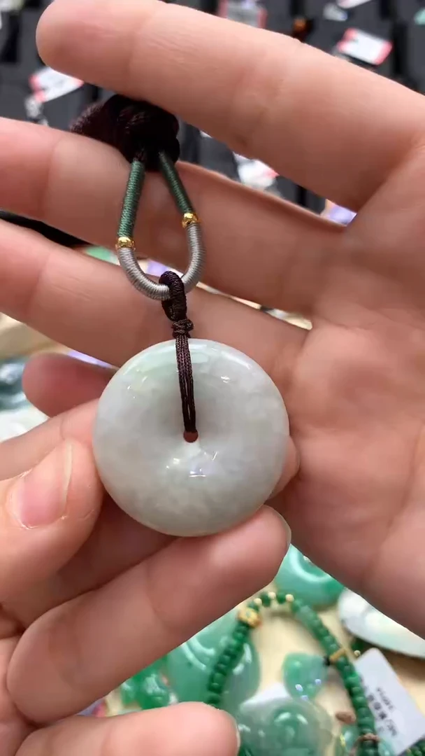 【闪购商品】翡翠吊坠(不含链)未镶嵌天然A货翡翠没运费险