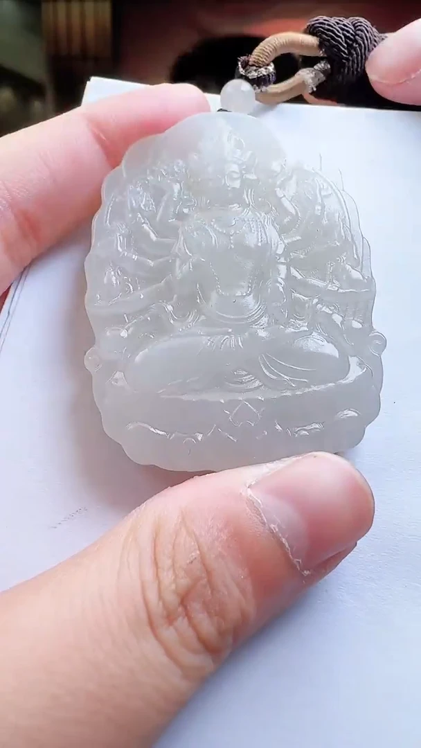 定制和田玉玉润名家天然和田玉（拍一发一）