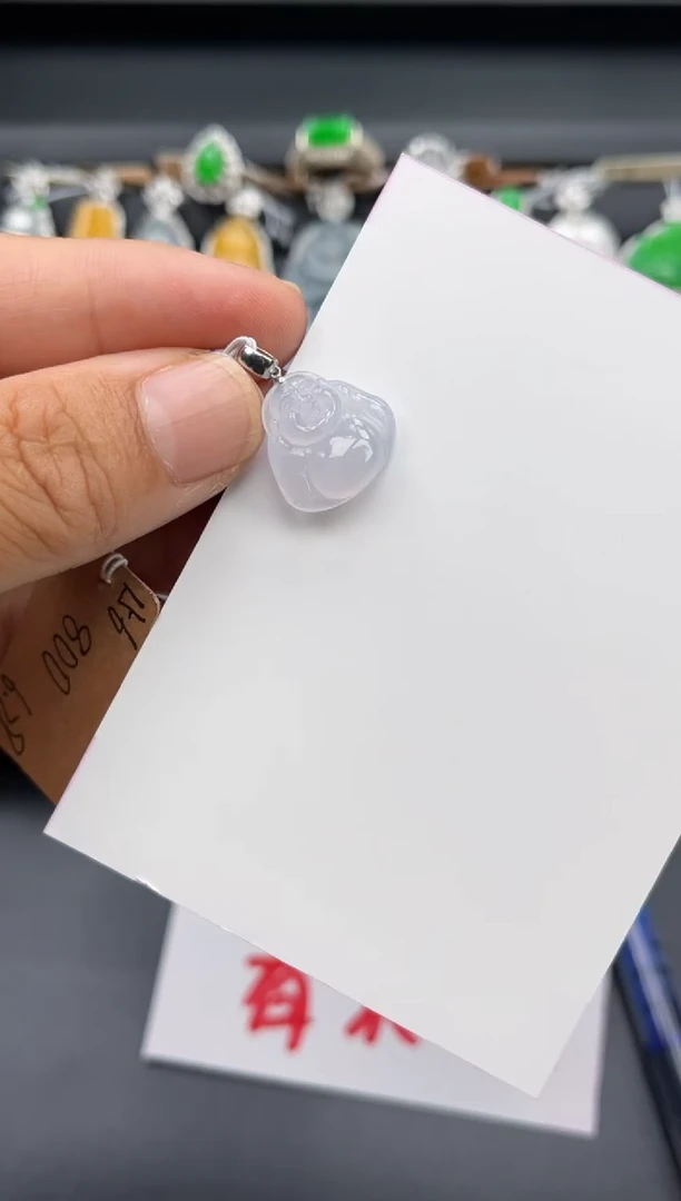 翡翠18K金镶嵌吊坠(不含链)多人