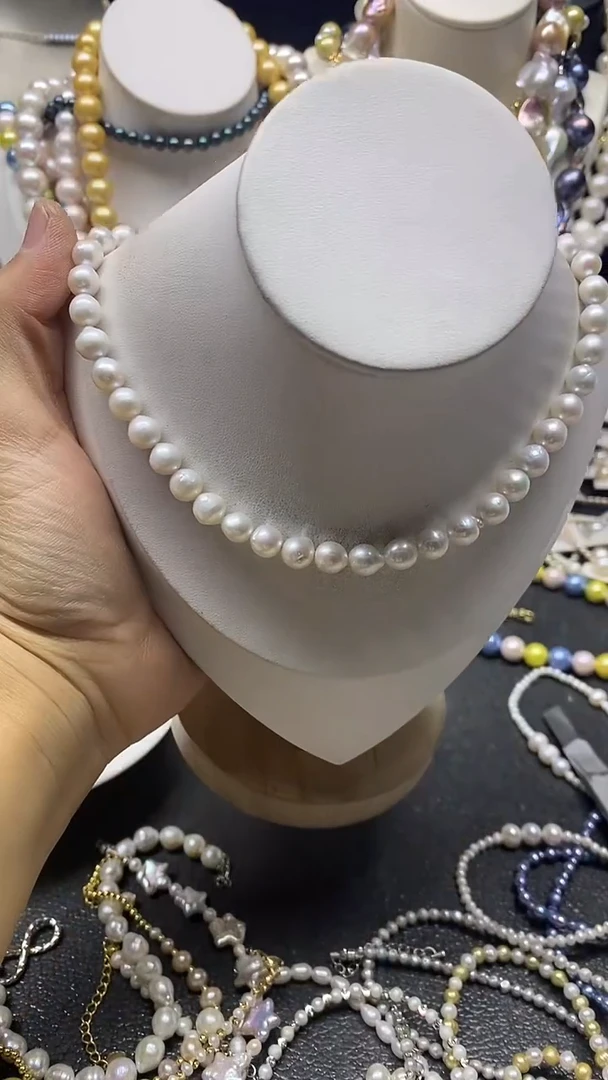 颈饰未镶嵌淡水珍珠多人