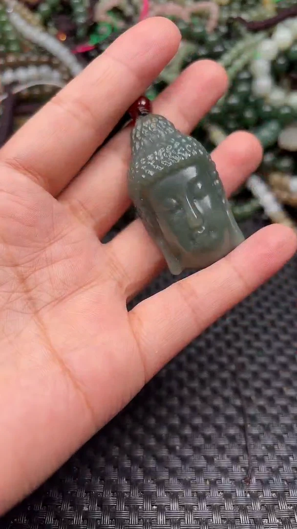 和田玉未镶嵌颈饰1