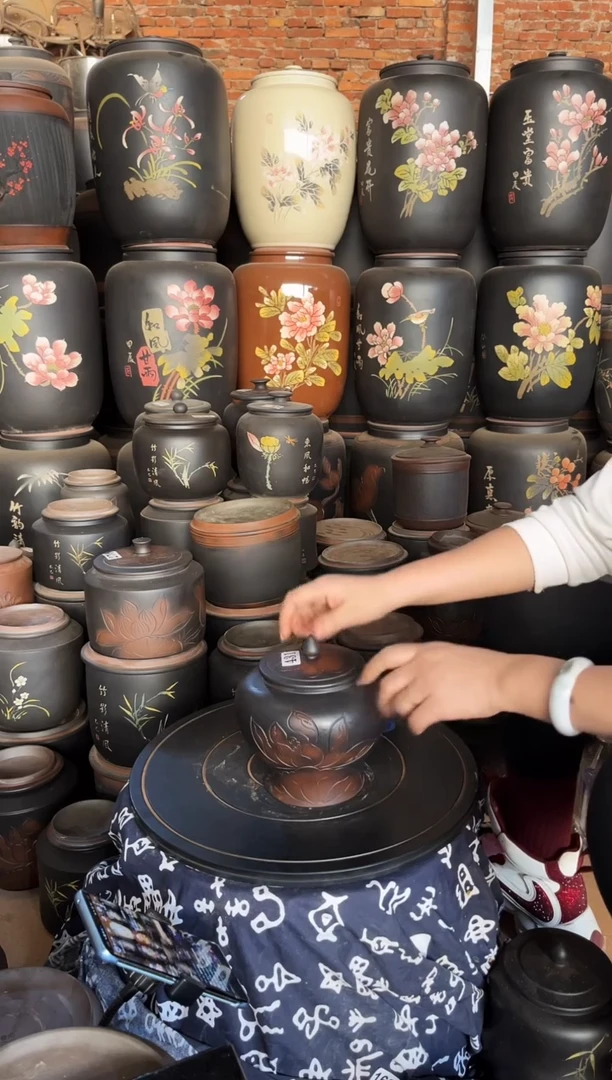 【闪购商品】壶大瑕疵茶叶罐 431 小将军荷花