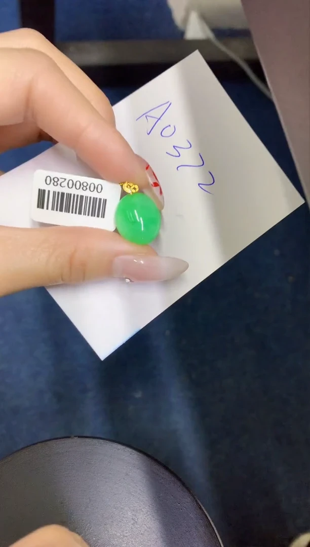 【闪购商品】翡翠颈饰18K金镶嵌0000000000