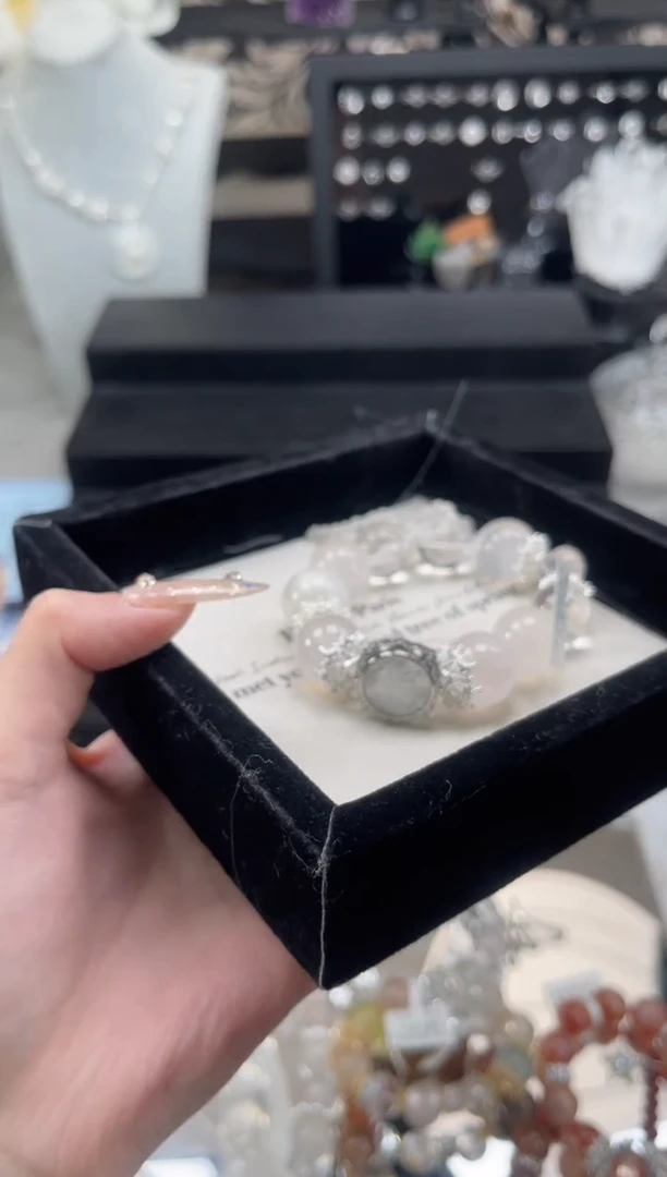 【闪购商品】水晶手链未镶嵌天然水晶 多样性发货