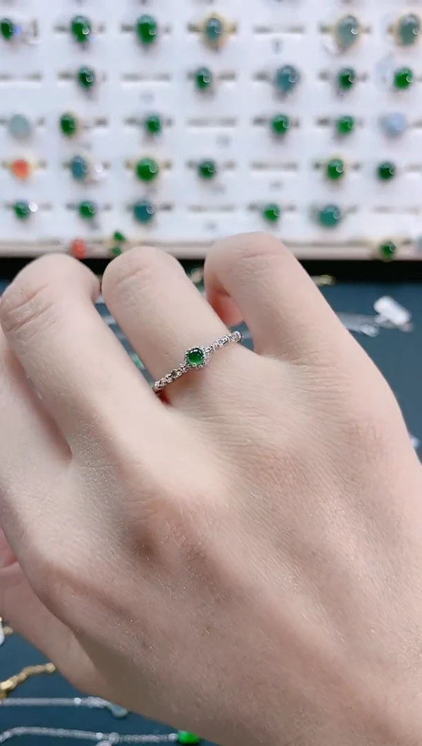 【闪购商品】翡翠戒指银S925镶嵌天然翡翠