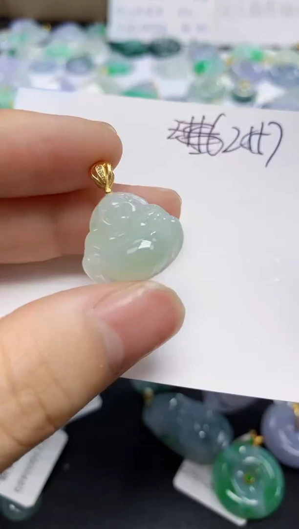 翡翠未镶嵌颈饰天然缅甸翡翠A货