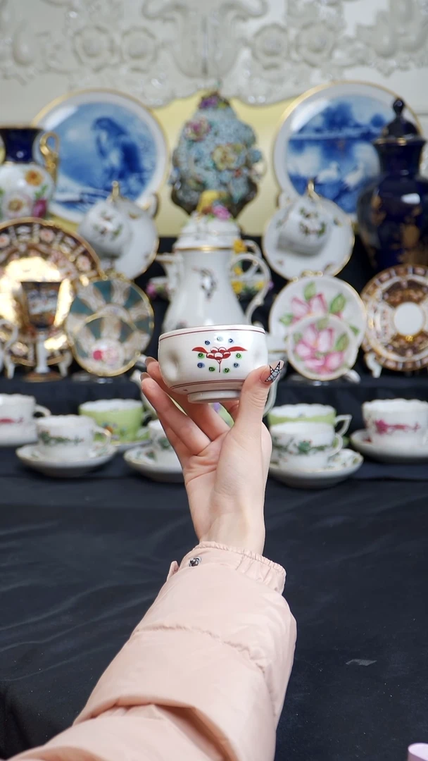 骨瓷婷婷中古器物如图所示63