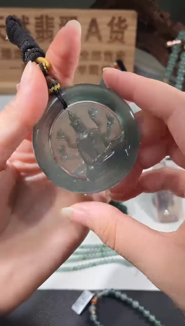 吊坠(不含链)未镶嵌翡翠千手观音