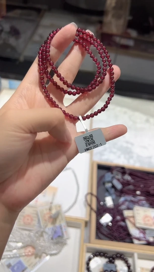 石榴石（紫牙乌）手串未镶嵌手串