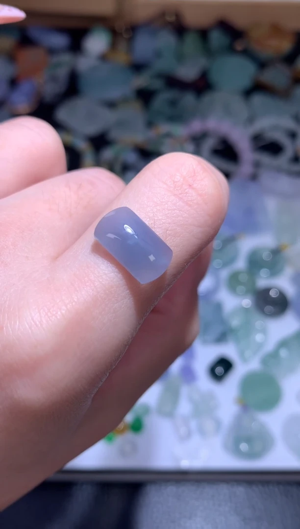 未镶嵌定制翡翠马鞍