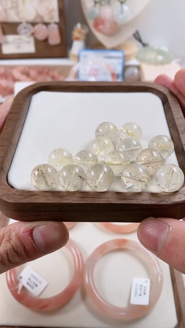 【闪购商品】石英质玉手链未镶嵌13