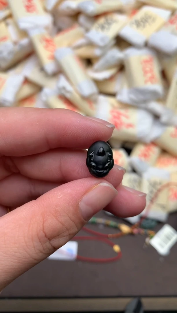 翡翠挂件未镶嵌—