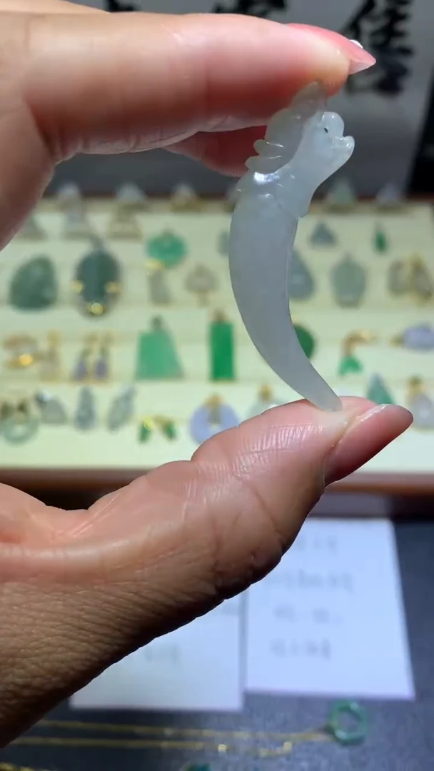 【闪购商品】翡翠颈饰未镶嵌028天然翡翠缅甸A货