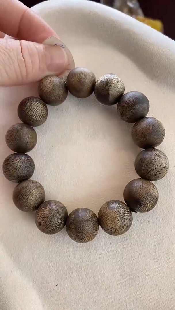 沉香吊坠沉香手串