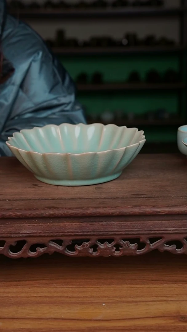 杯仿古釉花口果盘一级