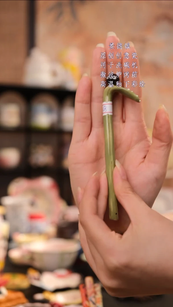 摆件景德镇手工手绘设计师款