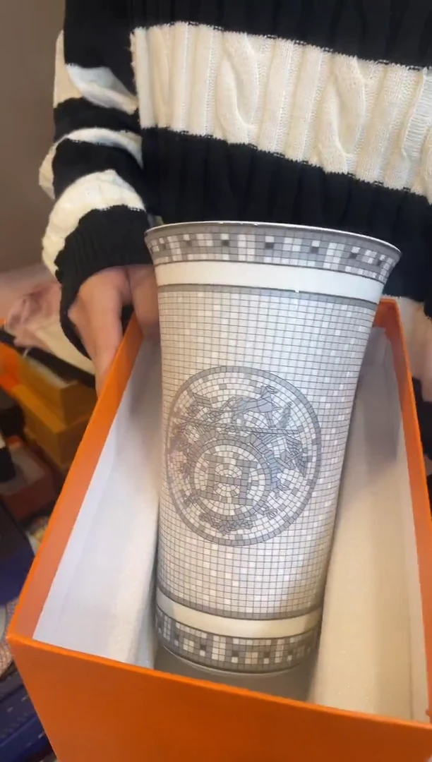 杯鸿辉家品牌瓷器，京东包邮！