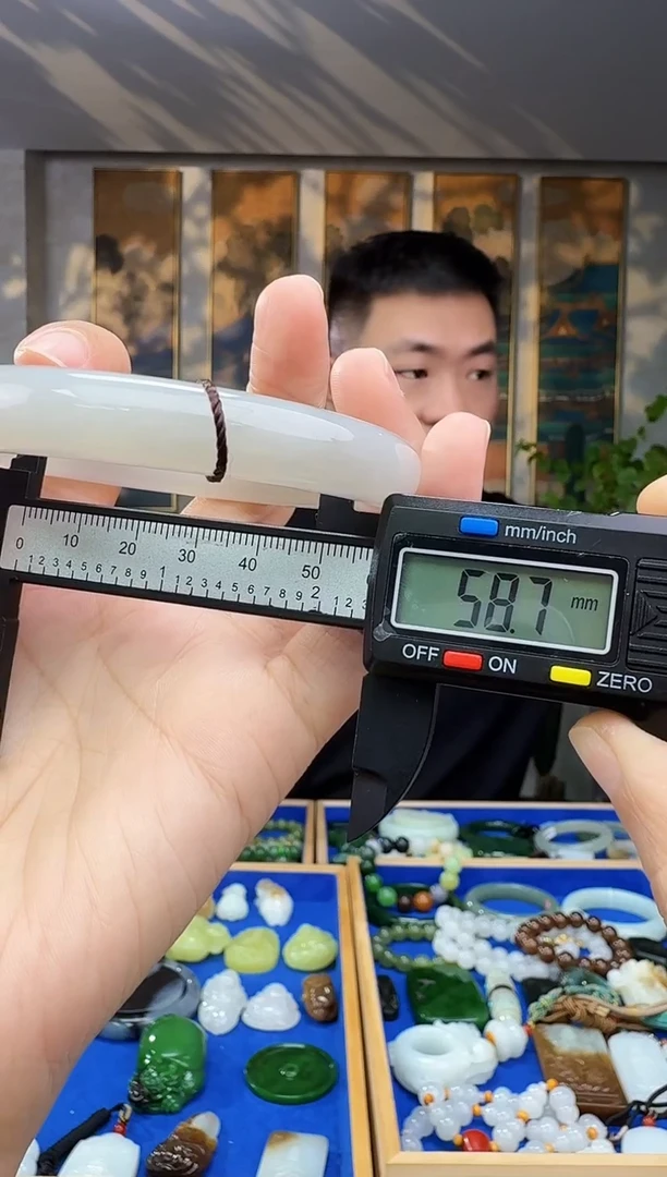 未镶嵌和田玉挂件拍一发一