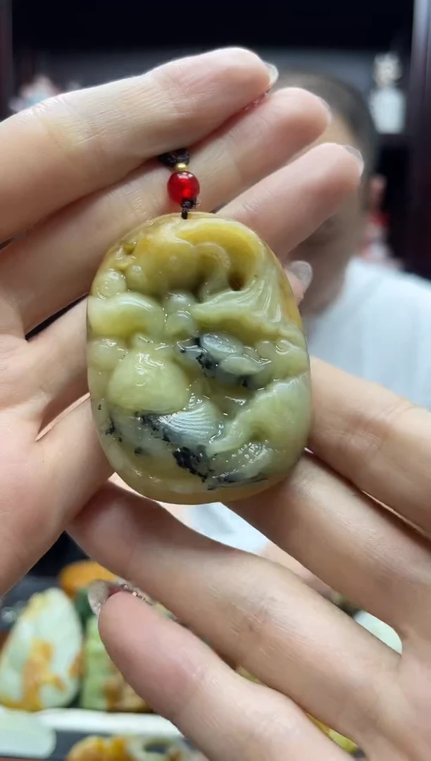 未镶嵌岫玉吊坠·