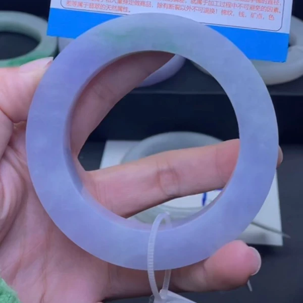 天然翡翠A货 翡翠手镯定制