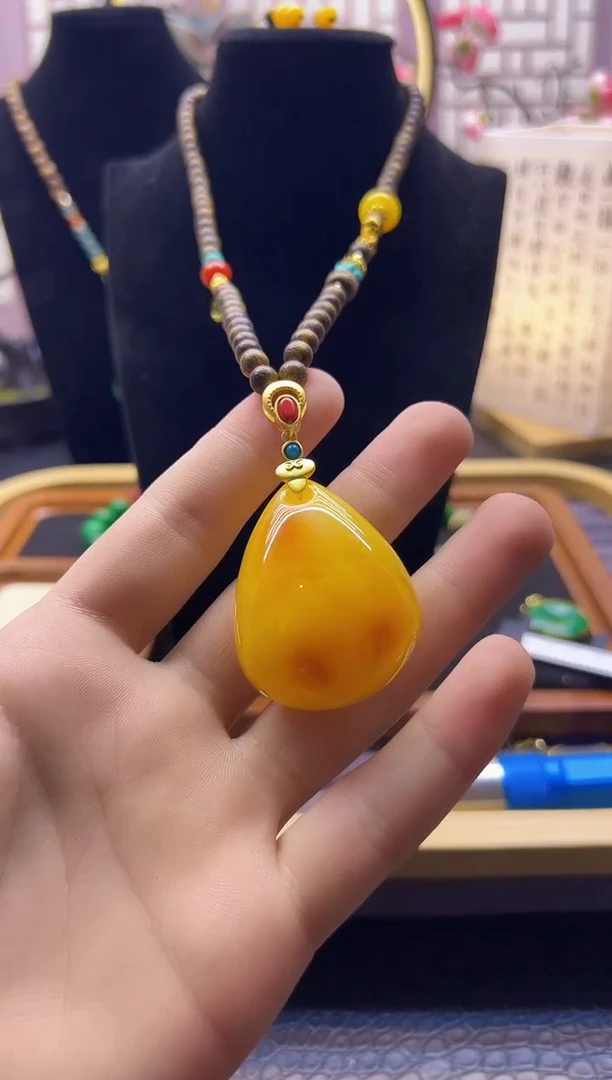 【闪购商品】蜜蜡颈饰14K金镶嵌X15