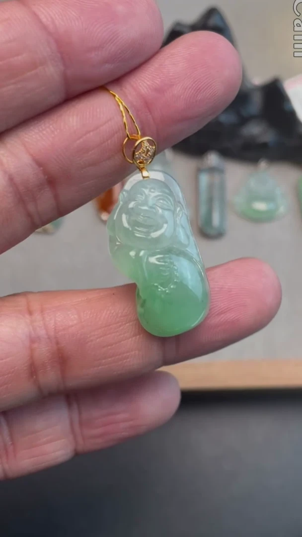 【闪购商品】翡翠吊坠(不含链)18K金镶嵌天然缅甸翡翠A货