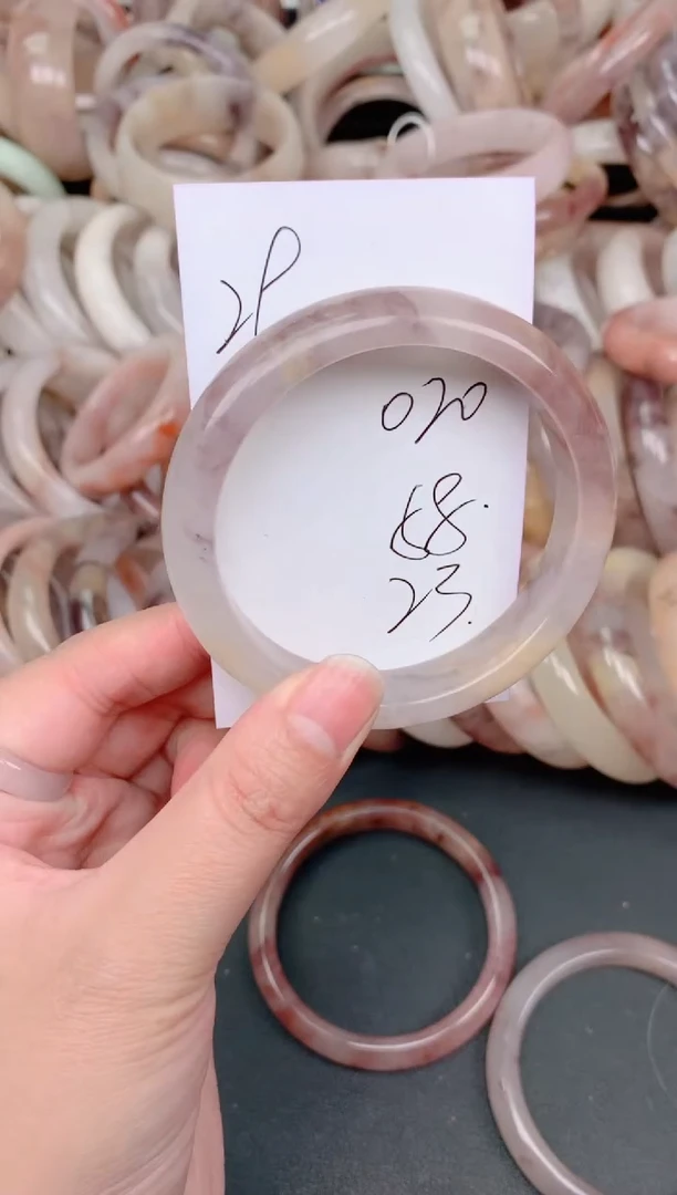 未镶嵌手镯石英质玉020