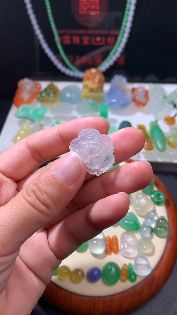 未镶嵌定制翡翠