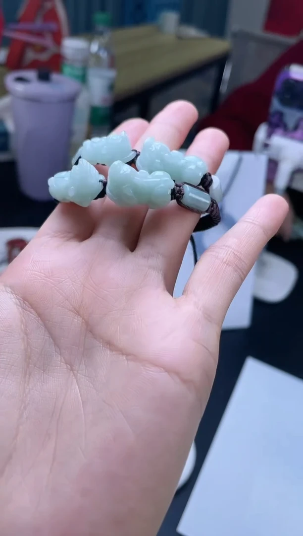 【闪购商品】翡翠挂件未镶嵌貔貅手绳多样性发一件