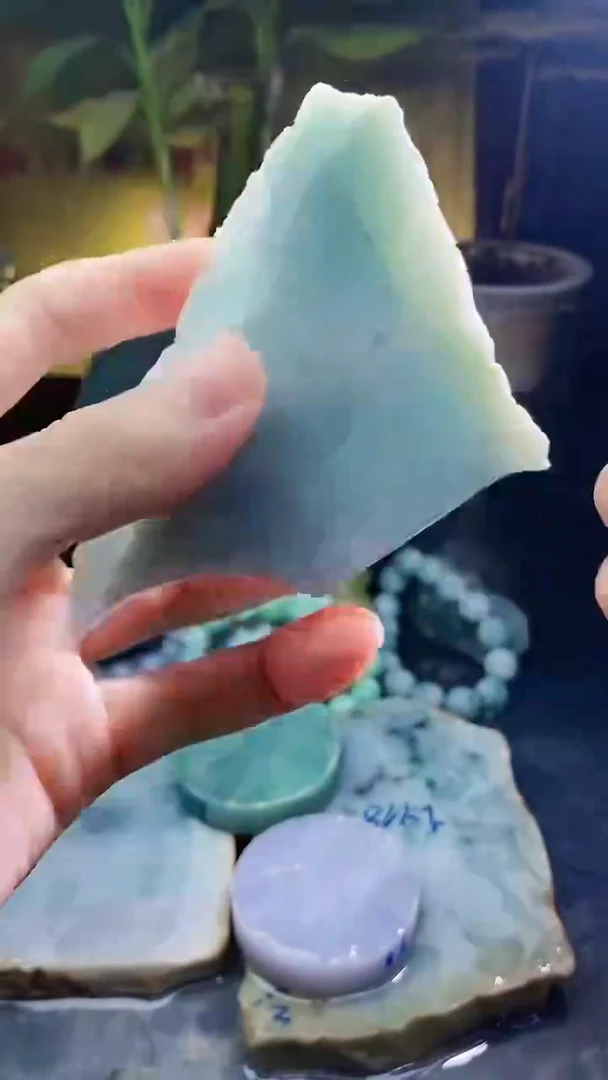 未镶嵌挂件翡翠小雨130