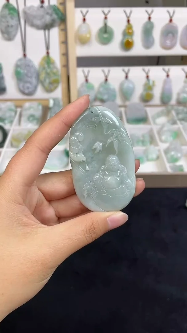 颈饰未镶嵌翡翠1