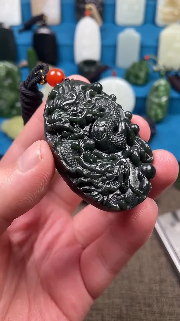 颈饰未镶嵌和田玉9