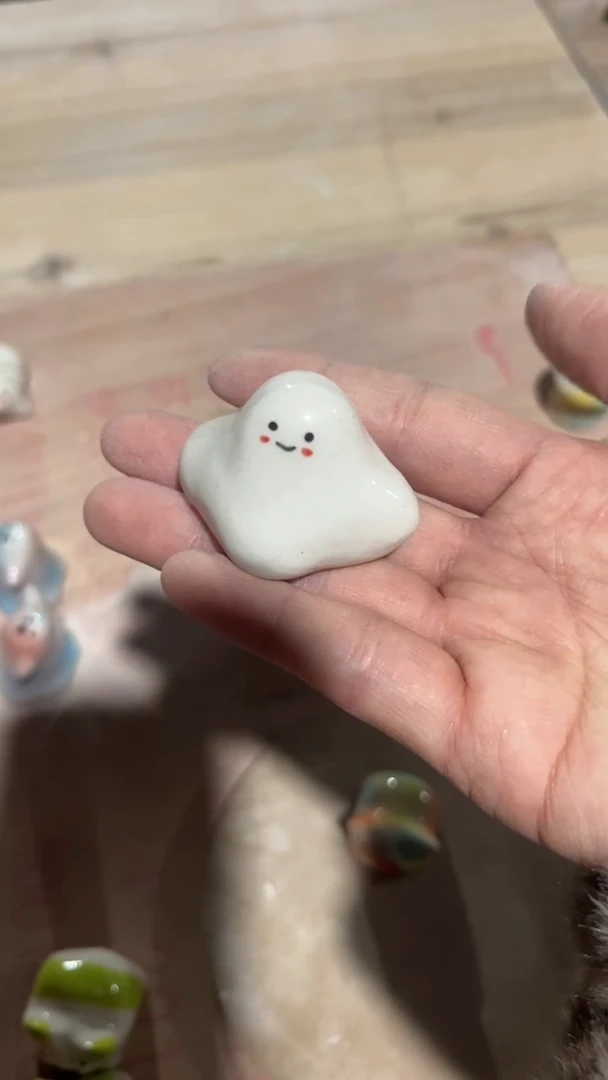 【闪购商品】摆件56微瑕手工陶瓷摆件