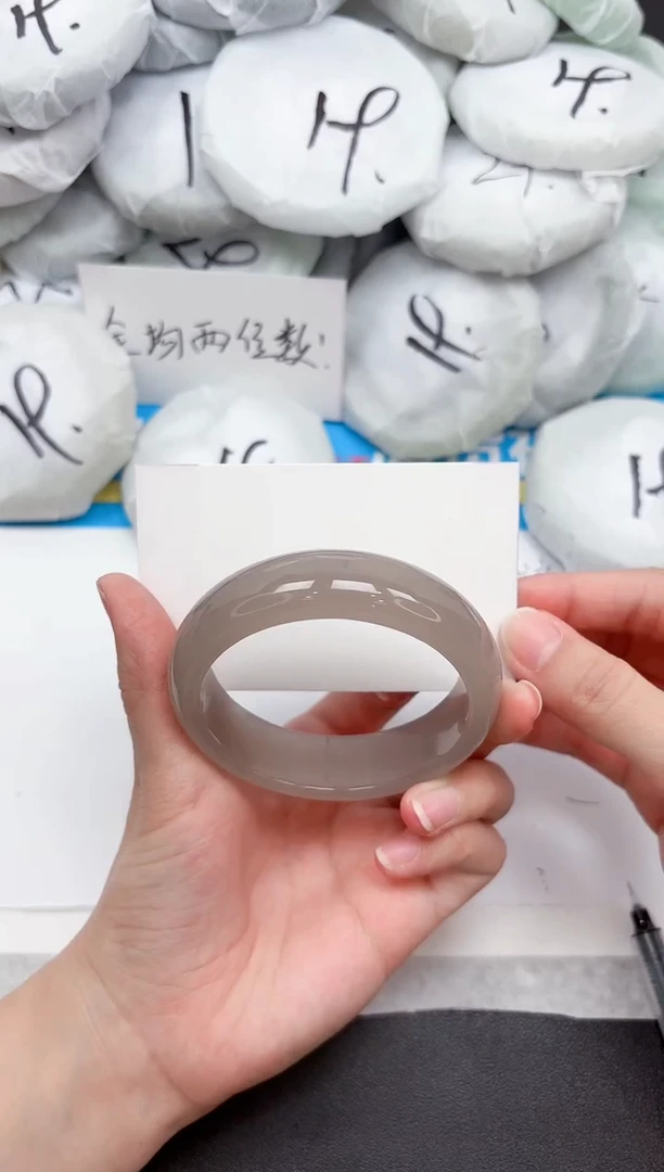 未镶嵌手镯石英质玉152-58.1