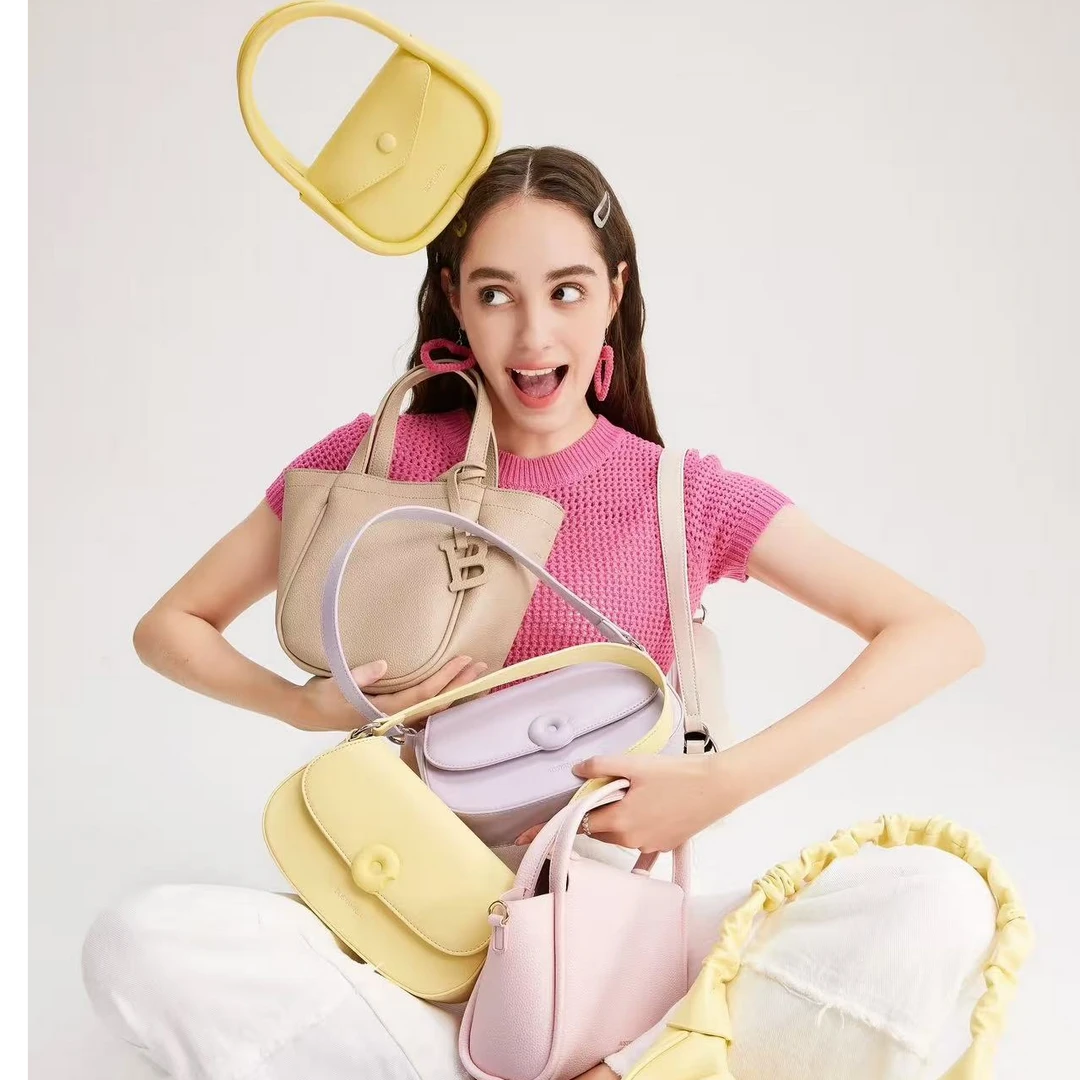 新潮时尚运动款背包可单肩斜挎手拎托特包