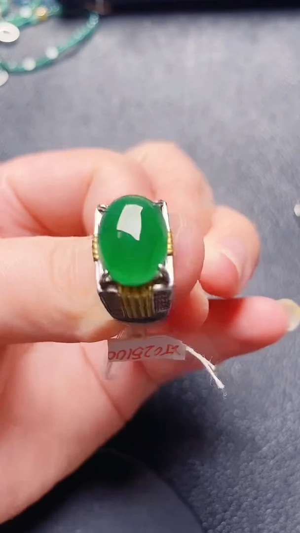 银S925镶嵌戒指翡翠1111