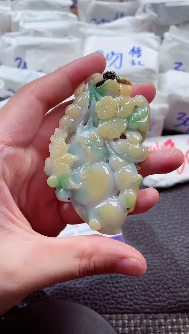 颈饰未镶嵌翡翠00003247