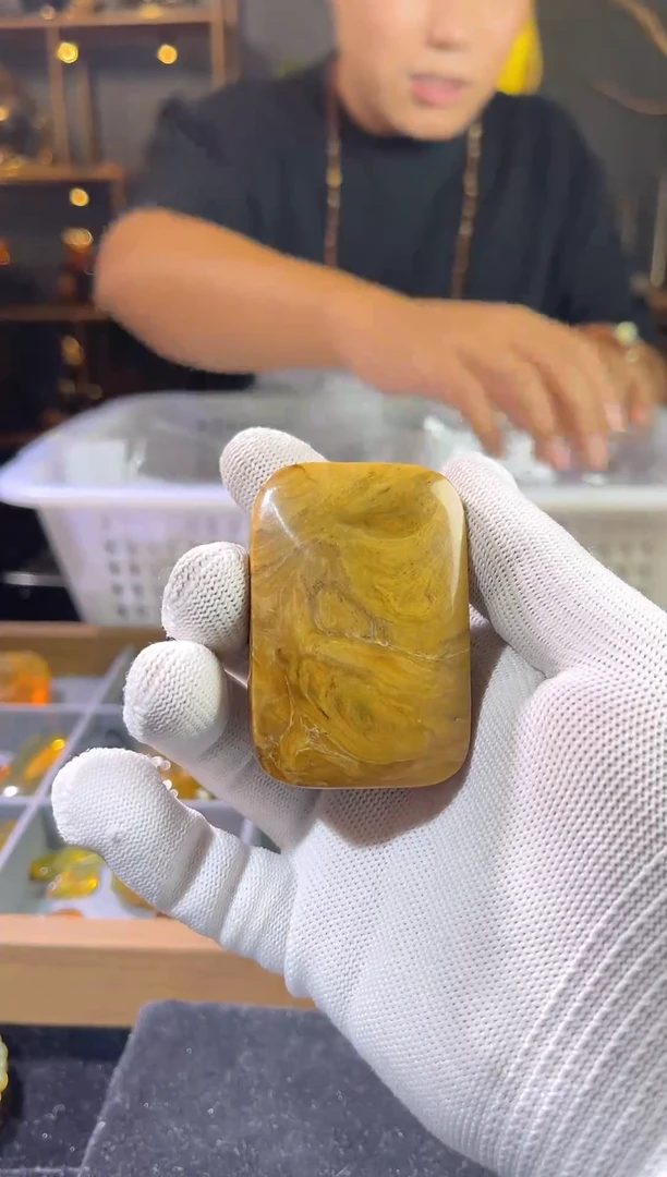 琥珀颈饰未镶嵌天然缅甸琥珀 根珀平安无事牌44.7g