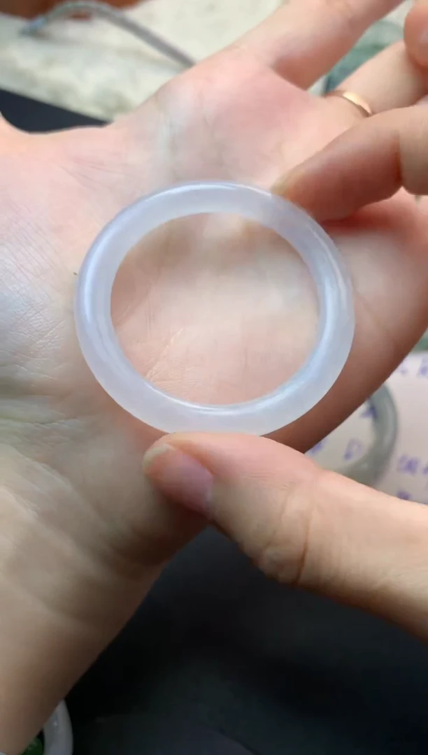 未镶嵌定制翡翠毛货