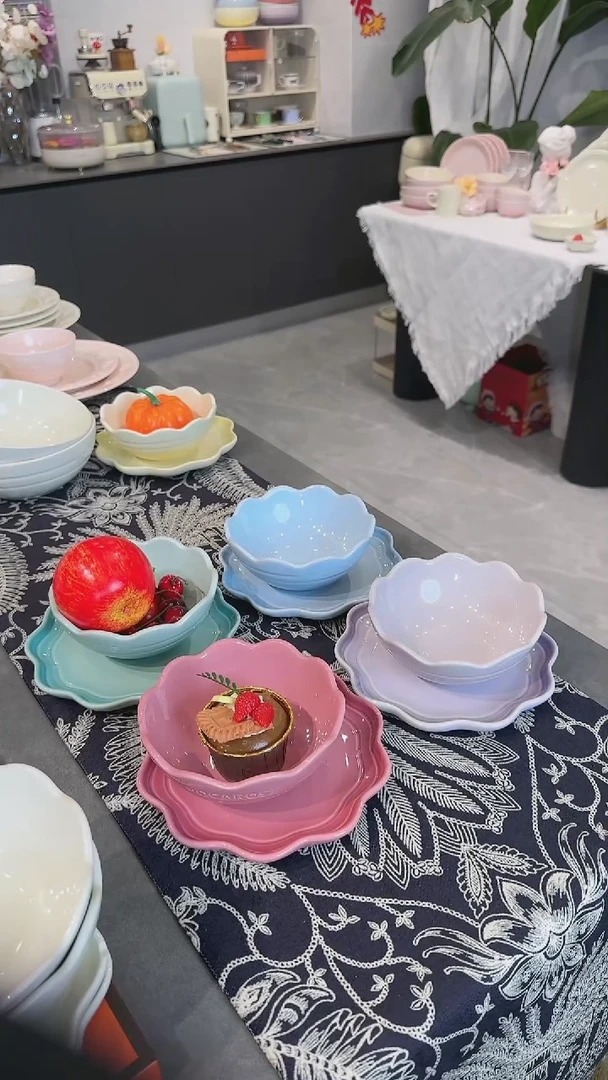 【闪购商品】瓷炻彩花边碗14CM-玫瑰粉