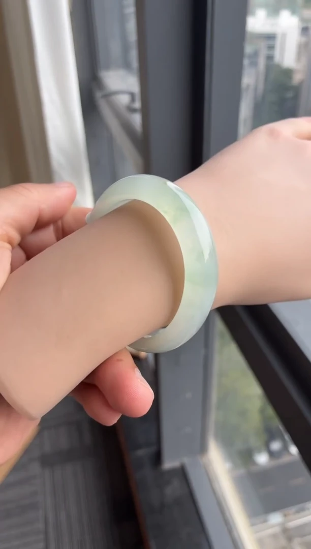 未镶嵌手镯翡翠48号55.2*47*12.5*8.4贵妃