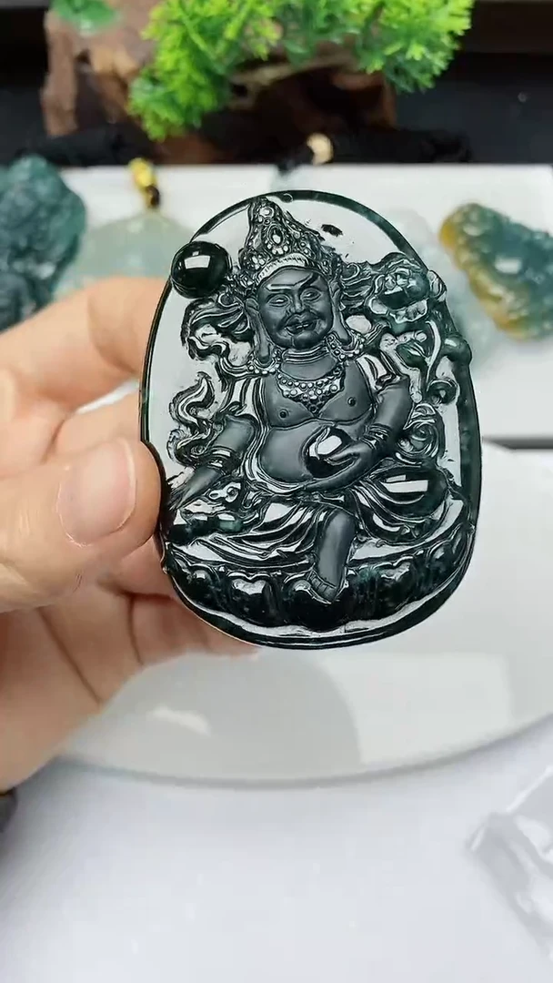 【闪购商品】翡翠颈饰未镶嵌