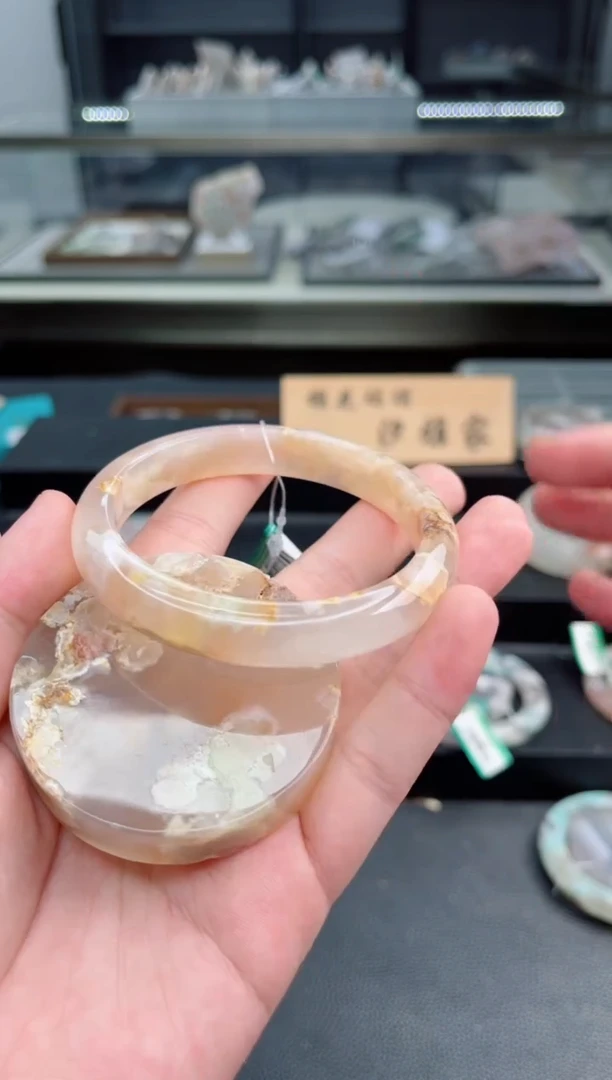 石英质玉手镯未镶嵌59圈口（赠送镯心）3886083